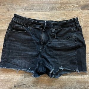 Universal thread shorts!! So comfy and cute!